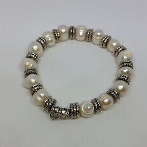 Freshwater ringed pearls stretch bracelet silver tone